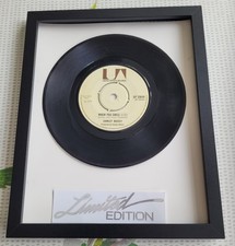Listing image for 'SHIRLEY BASSEY' 7"VINYL WHEN YOU SMILE. IN A 10" X 8" FRAME MEMORABILIA SALE £8