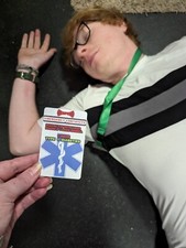 Listing image for Personalised NFC medical alert wallet/phone card